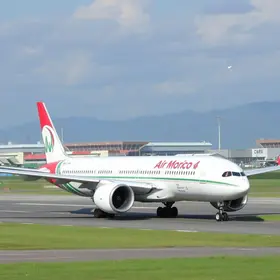 incomum decolagem do Boeing 787