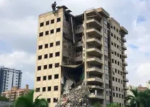 prédio desaba em Guarulhos