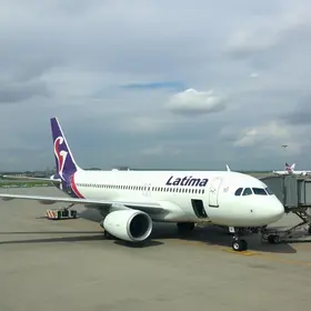 agressão no aeroporto